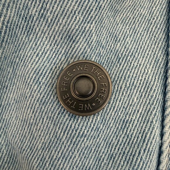 FREE PEOPLE We the Free Twisted Heart Cozy Blue Denim Fleece Jacket Medium - Picture 12 of 15